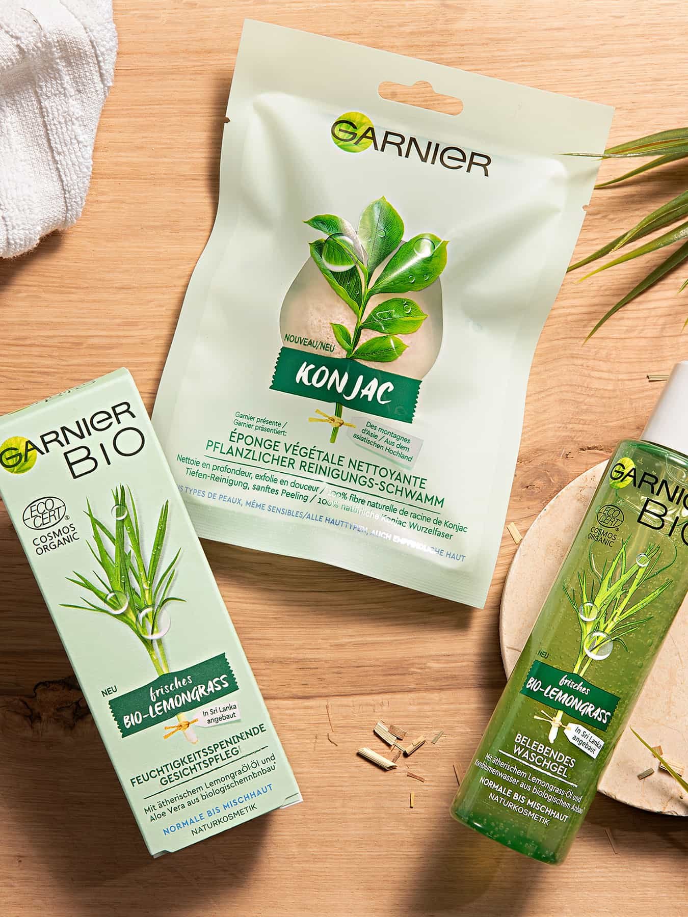 Garnier Bio Produkte auf Tischplatte